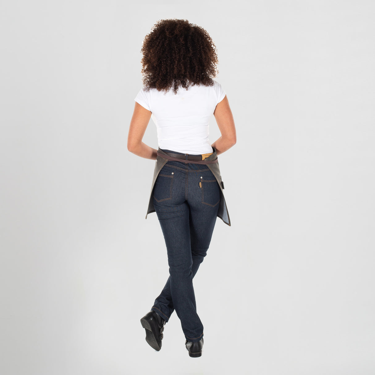 (148500-139-UD-1.jpg)