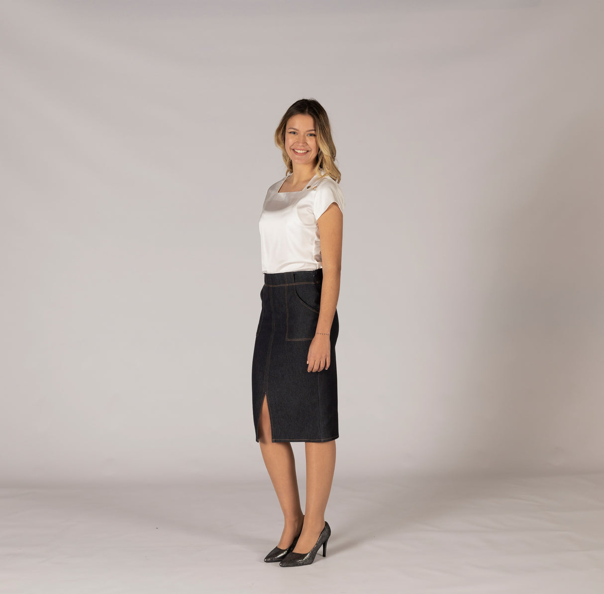 (150001-826-58-2.jpg)