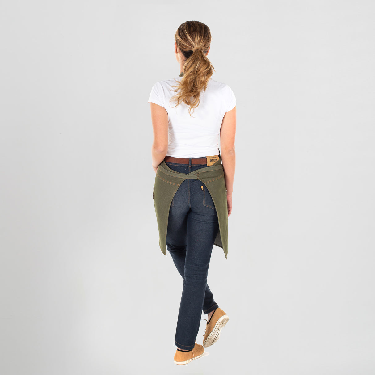 (155300-824-UD-1.jpg)