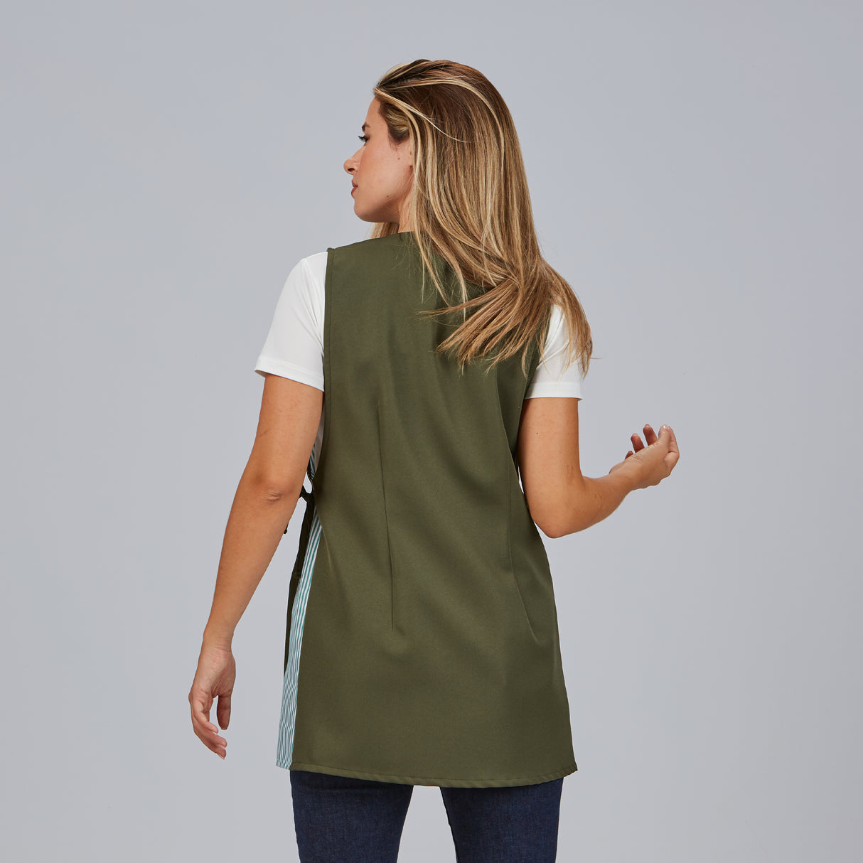 (200056-599-G-1.jpg)