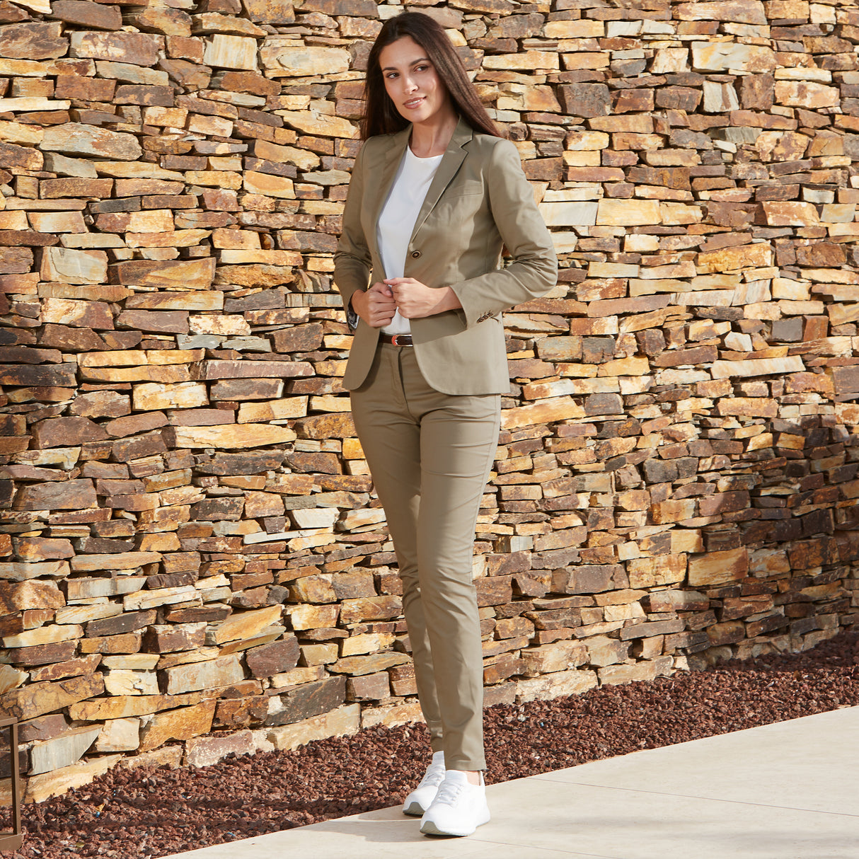 (205400-129-38-3.jpg)