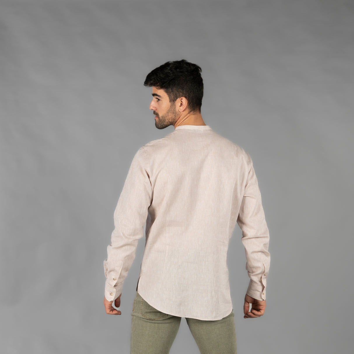 (210007-110-M-1.jpg)