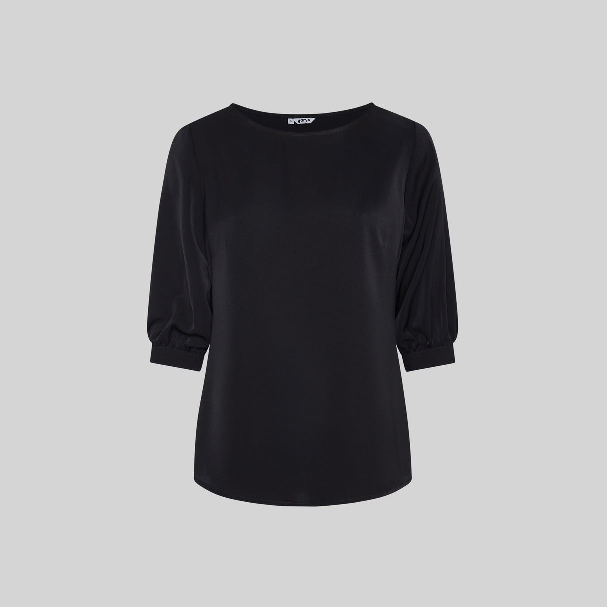 (240006-001-M-4.jpg)