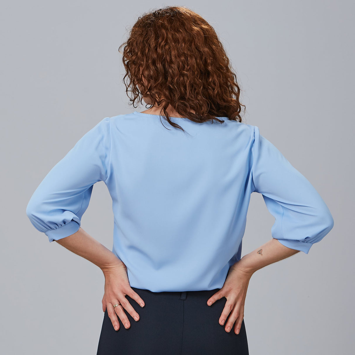 (240006-107-YL-1.jpg)