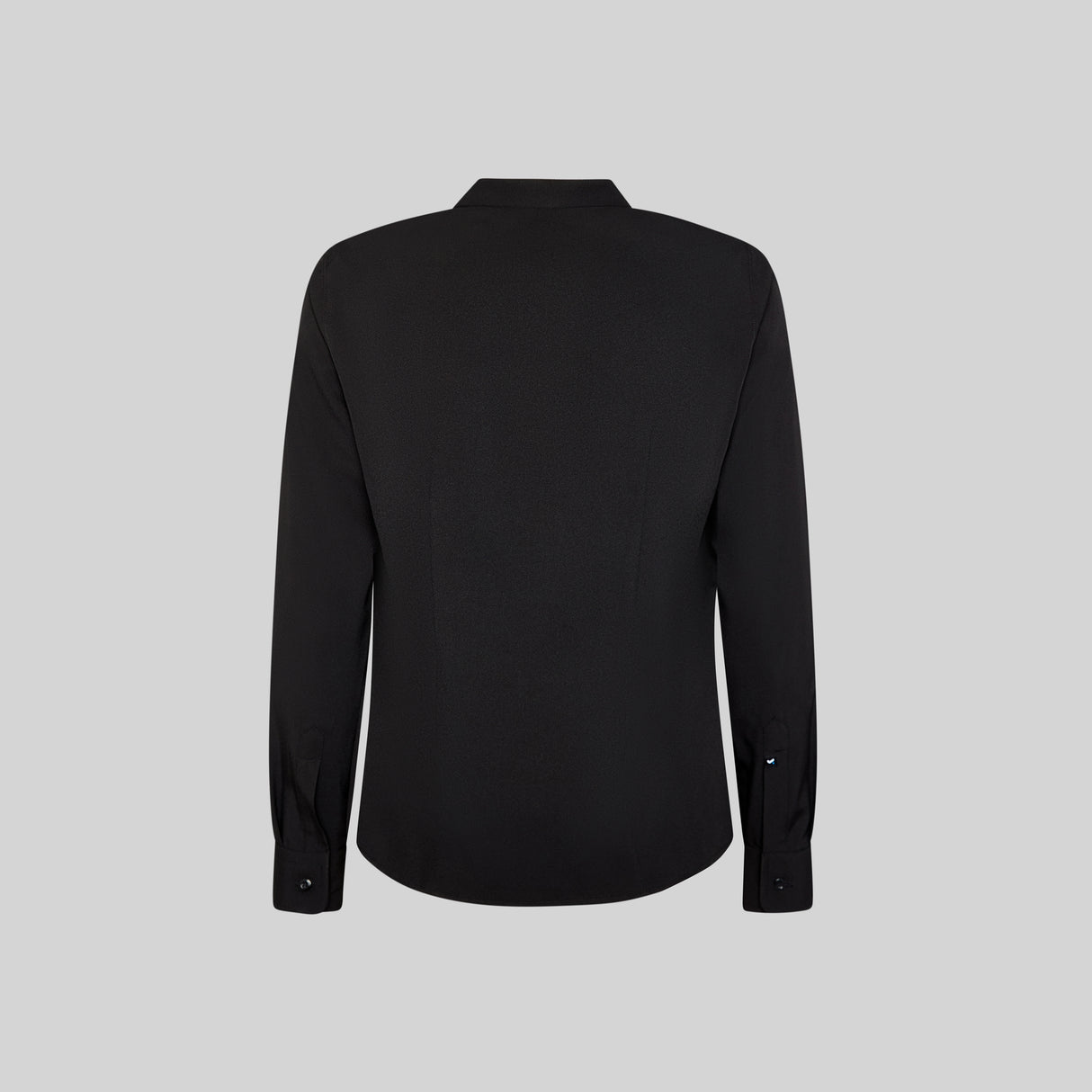 (240012-001-M-4.jpg)