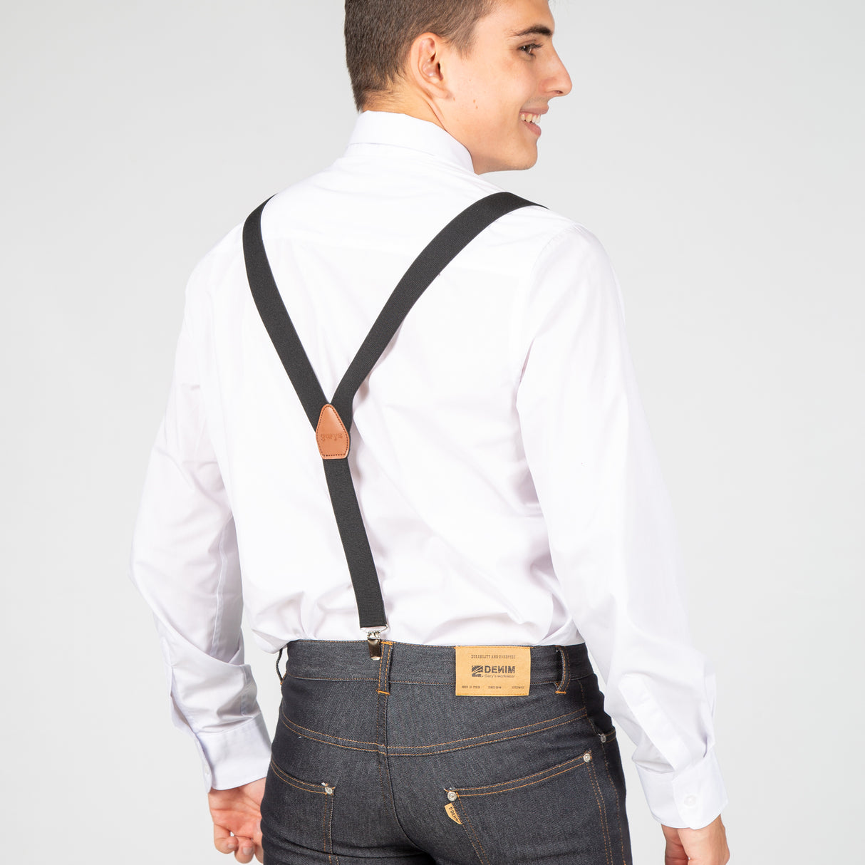 (329000-001-UD-1.jpg)