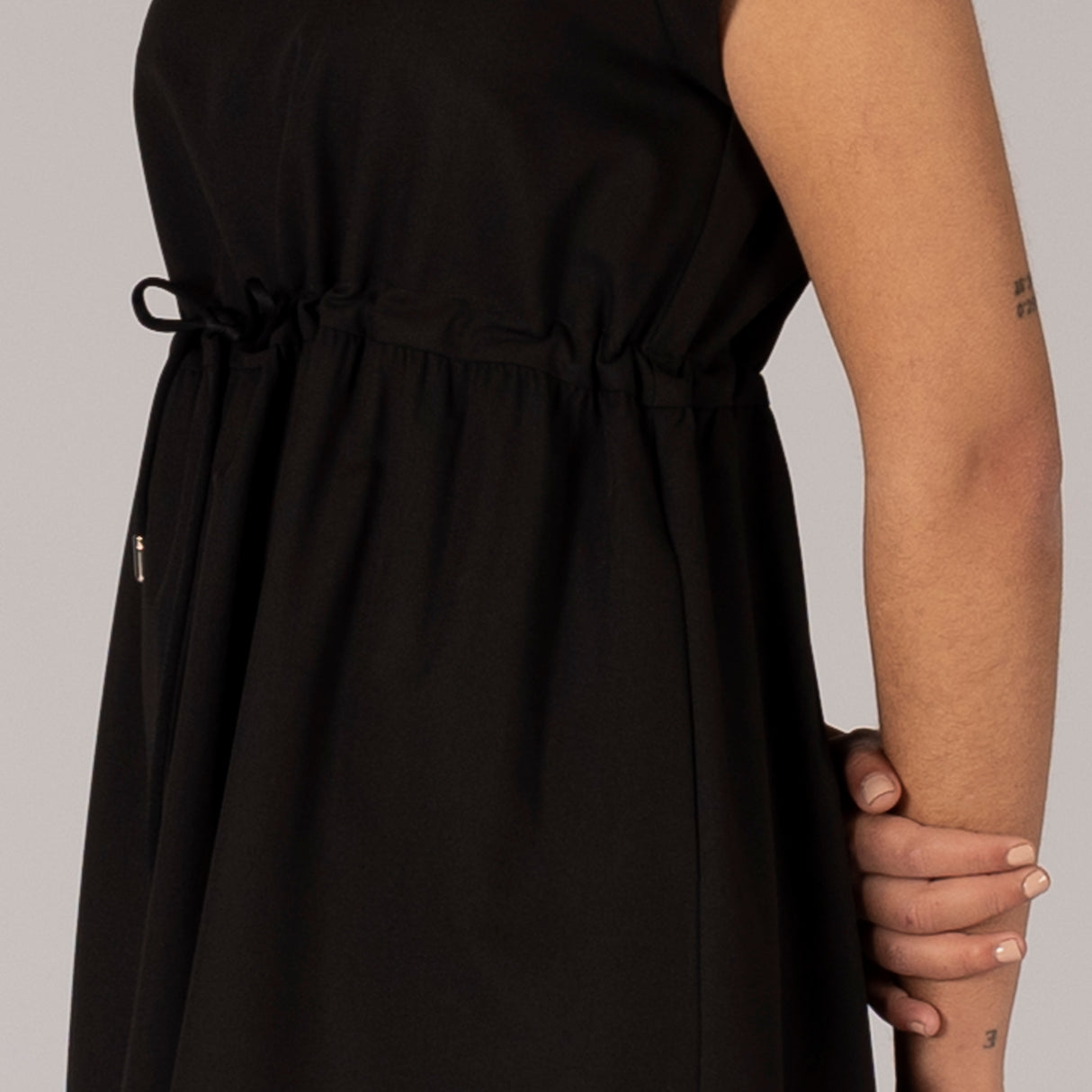 (550001-001-XS-4.jpg)