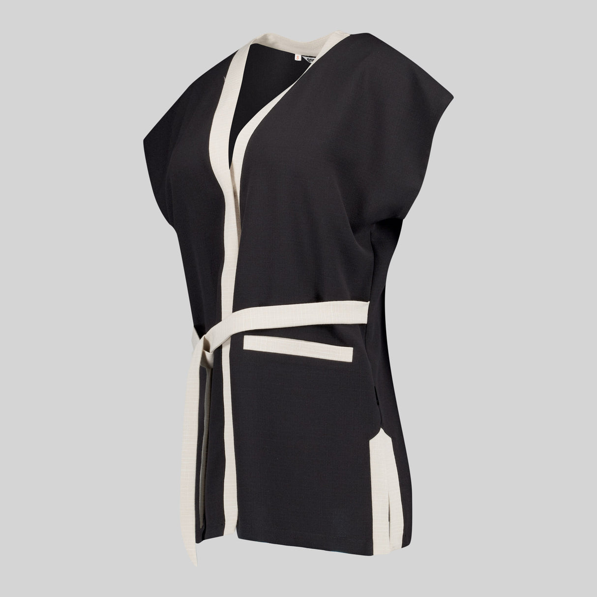 (600027-001-XS-3.jpg)