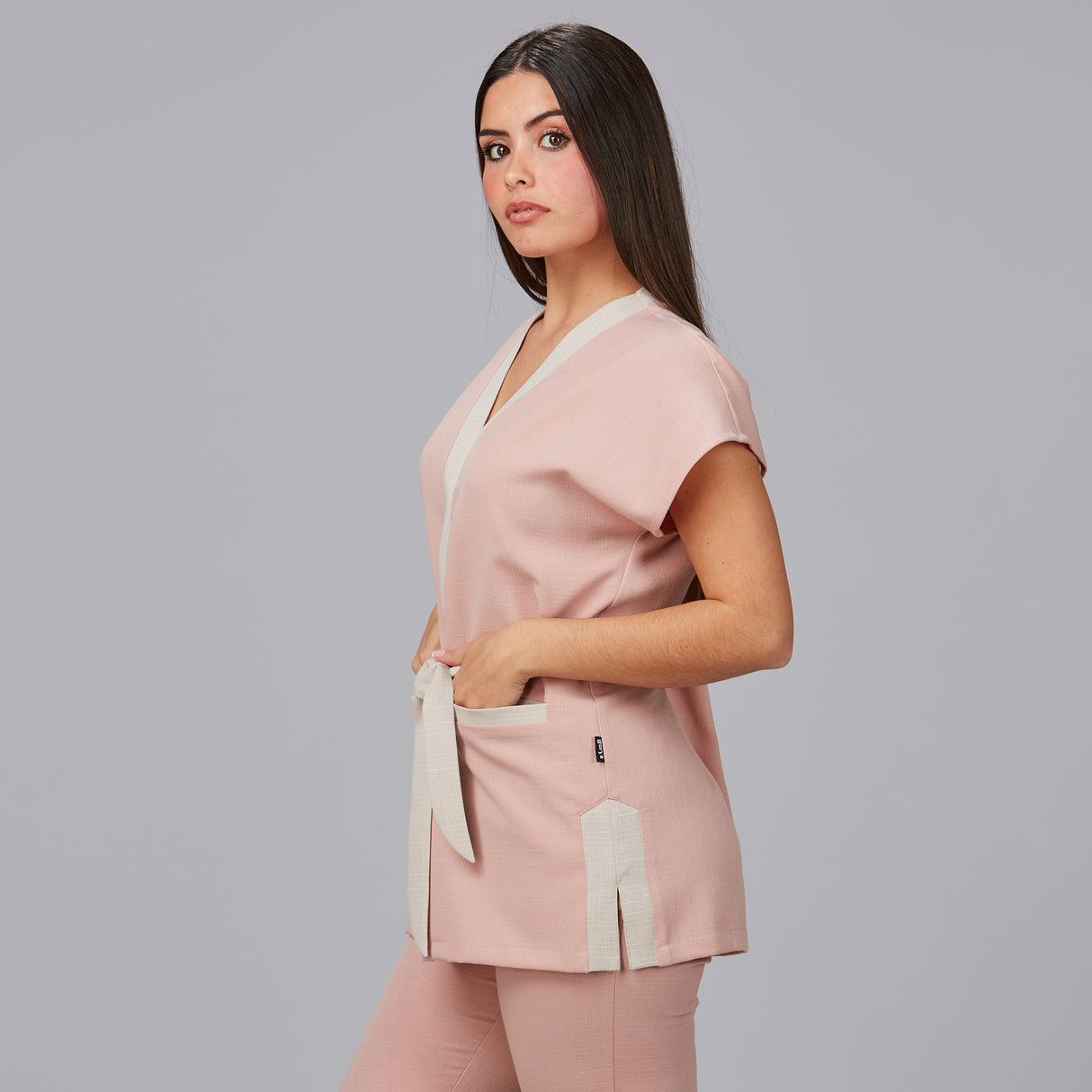 (600027-157-S-2.jpg)