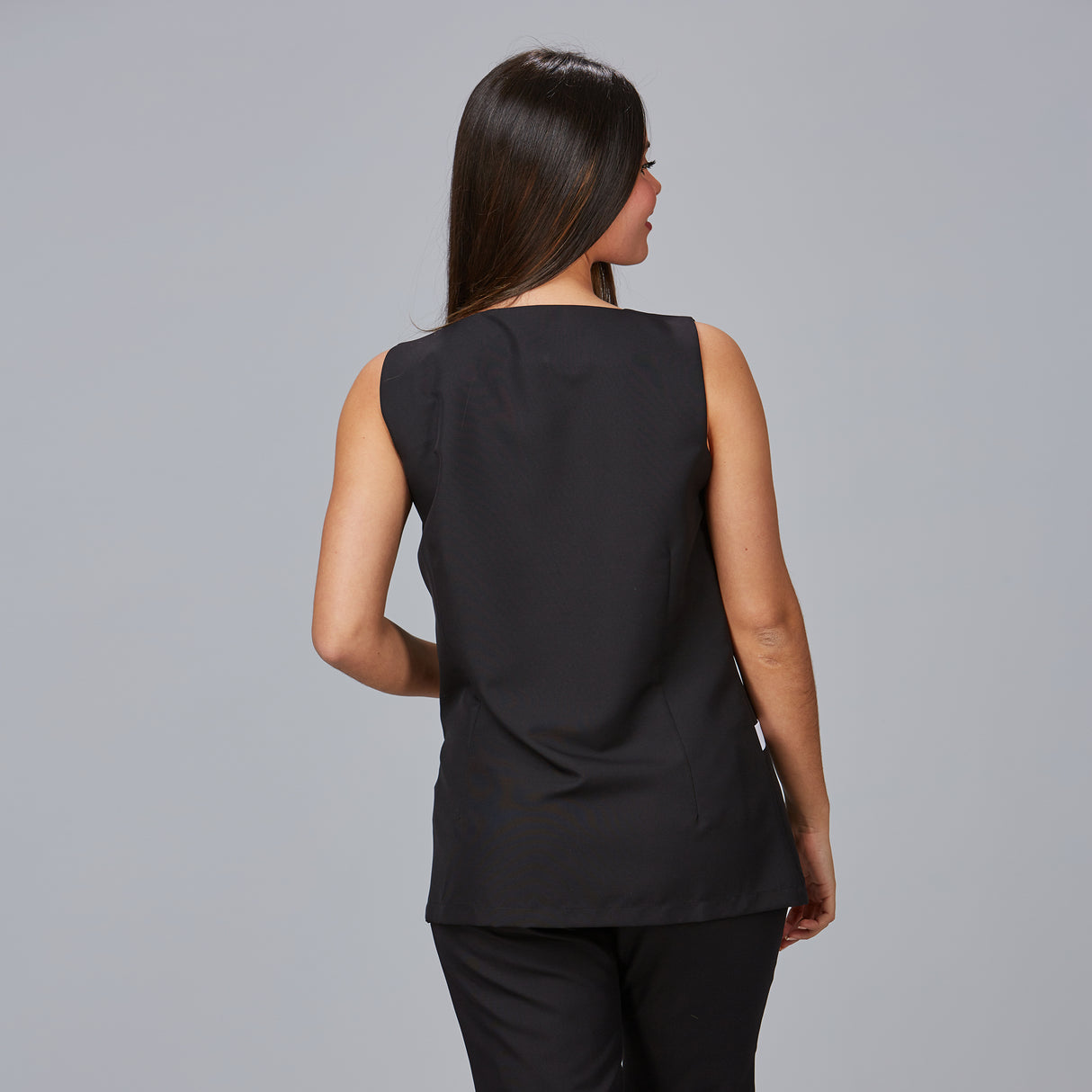 (600032-001-M-1.jpg)