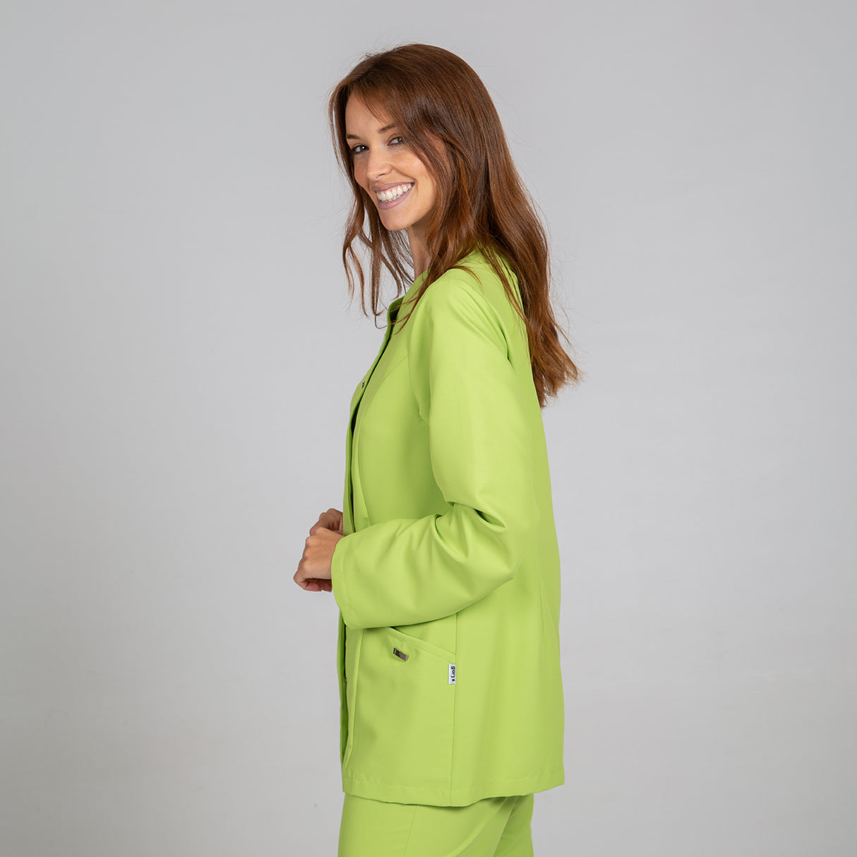 (659500-127-L-2.jpg)