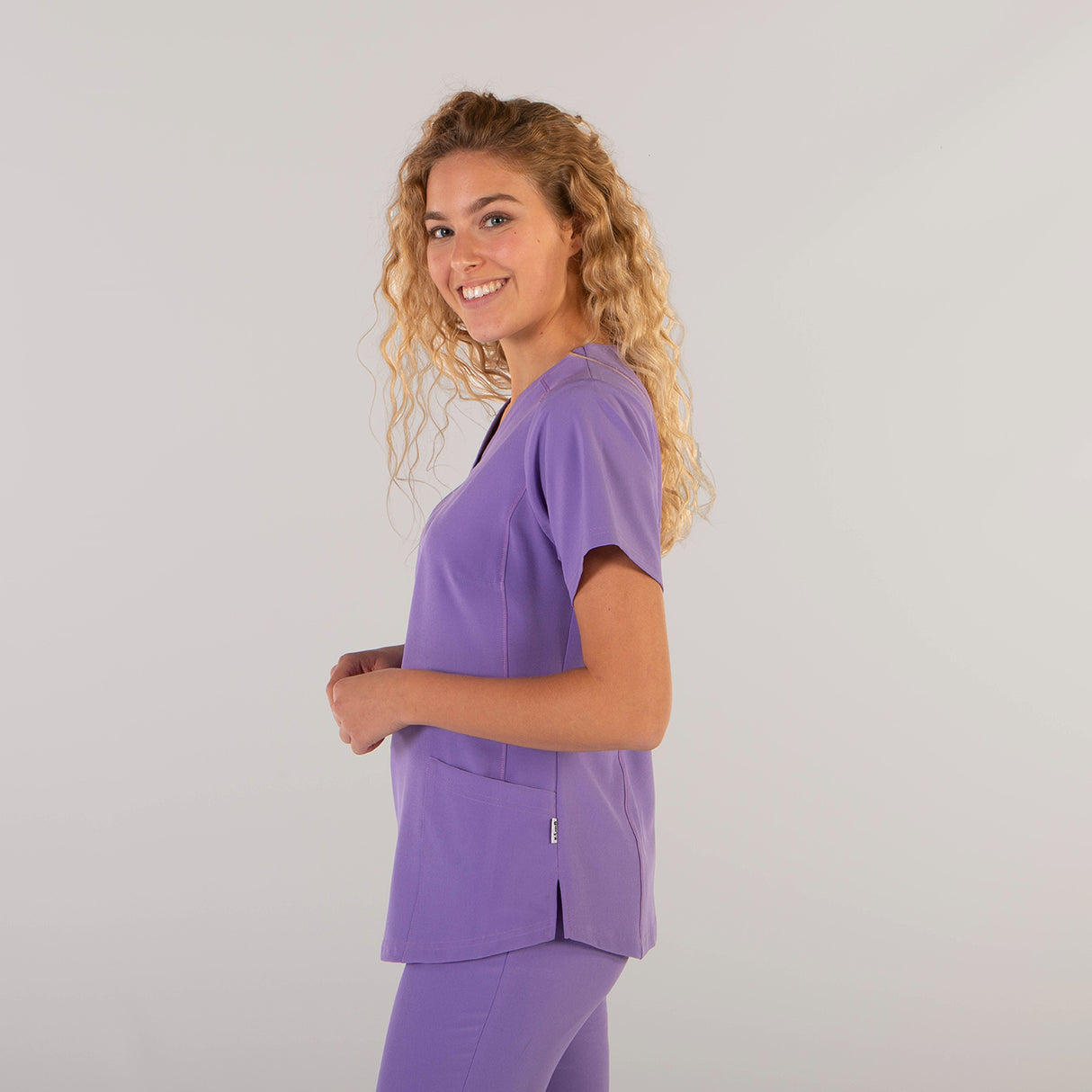 (659600-123-M-2.jpg)