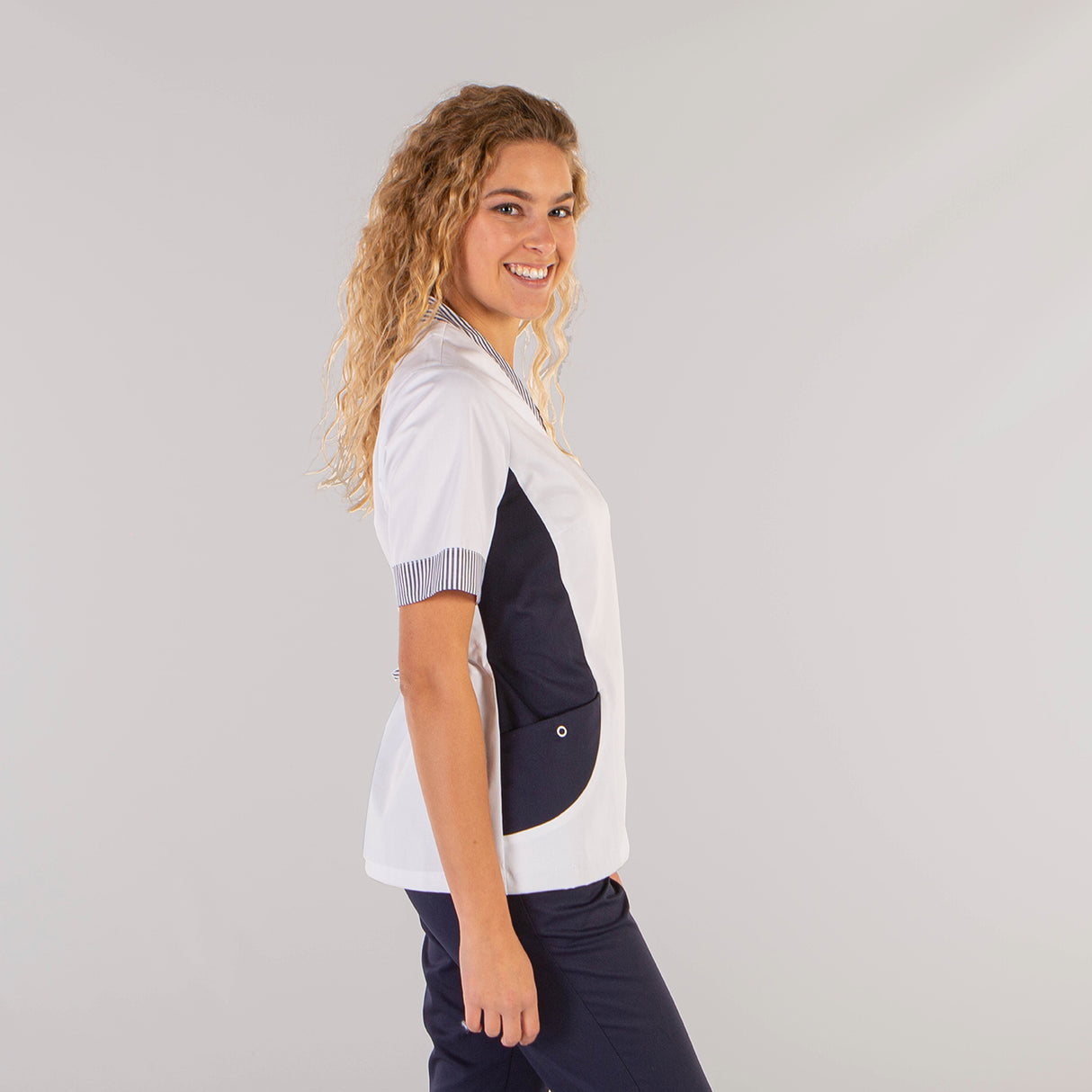 (662600-104-L-2.jpg)