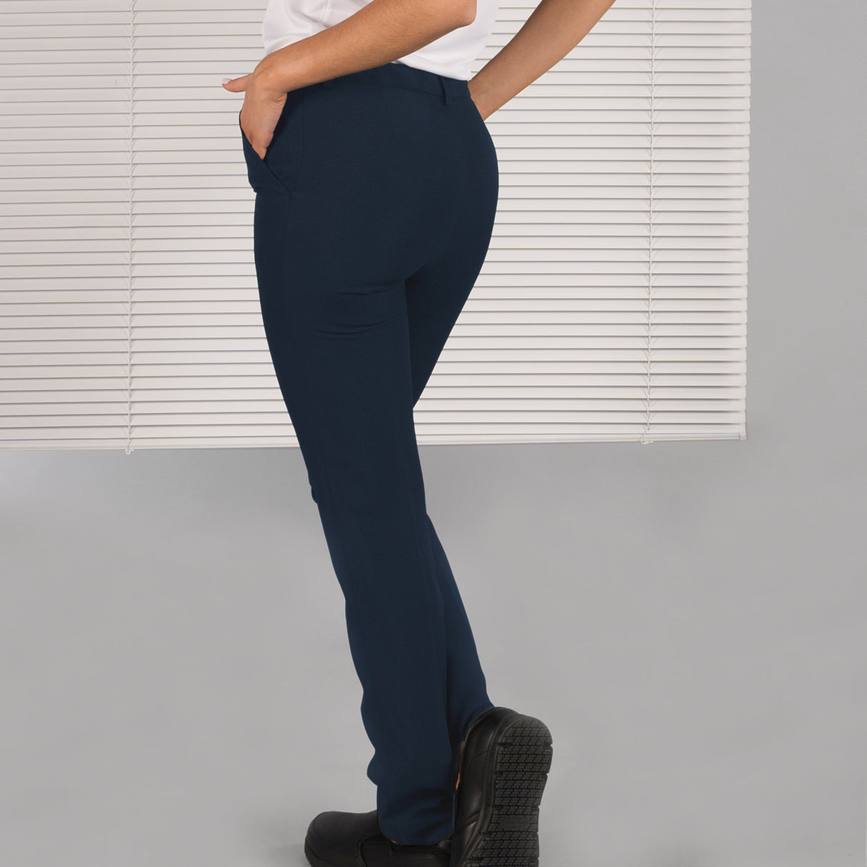 (700024-104-36-1.jpg)