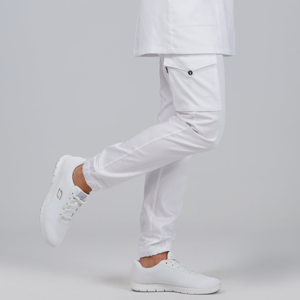 (700068-101-XL-1.jpg)