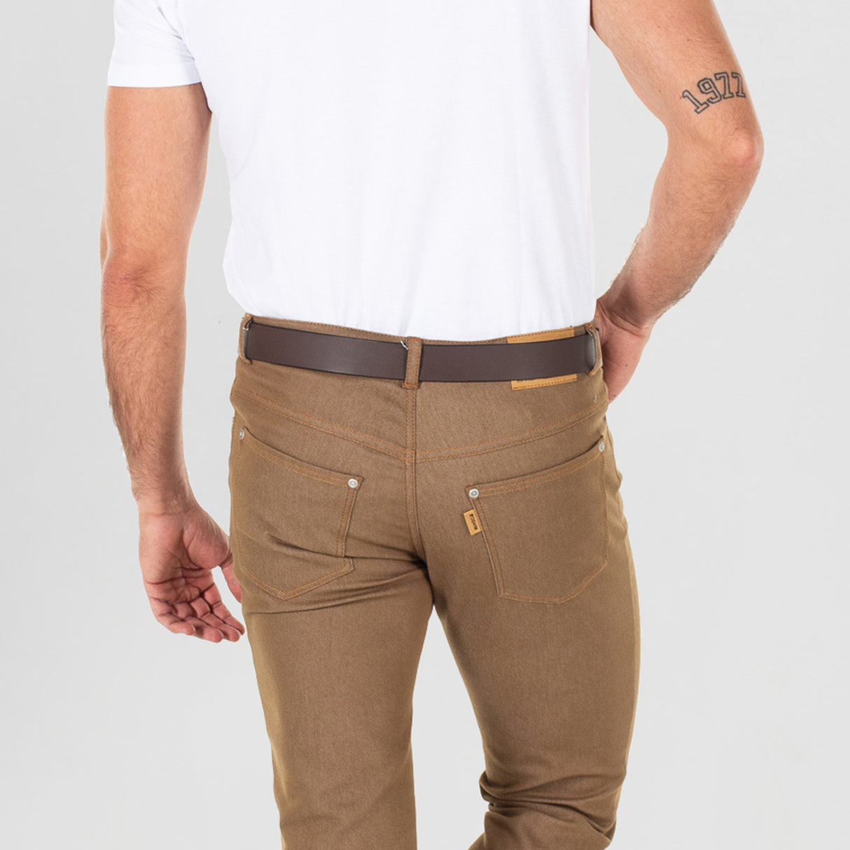 (780100-823-48-1.jpg)