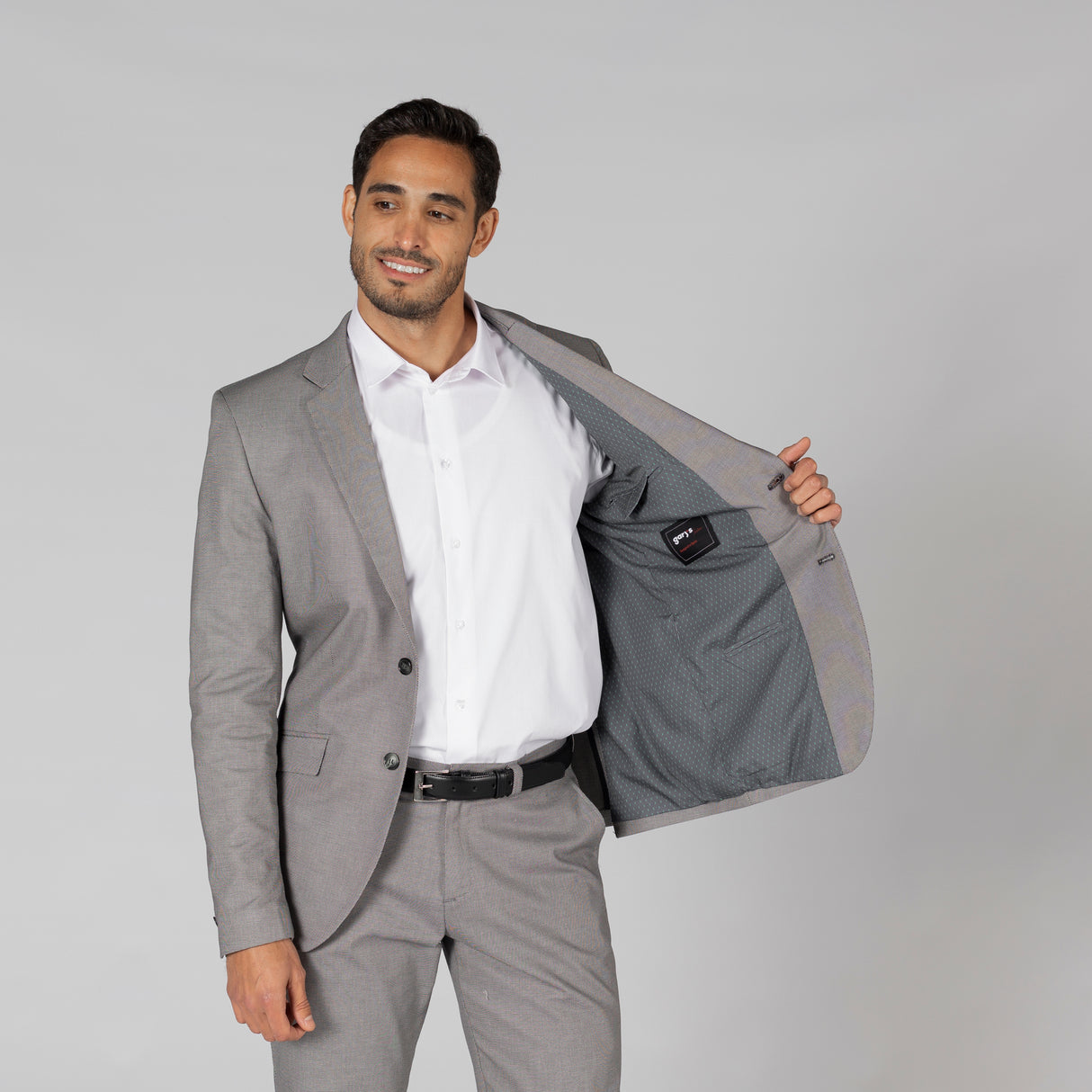 (800009-109-44-3.jpg)