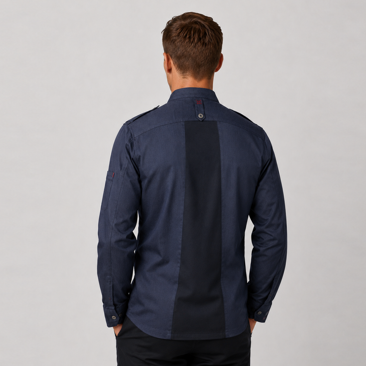 (930008-101-M-1.png)