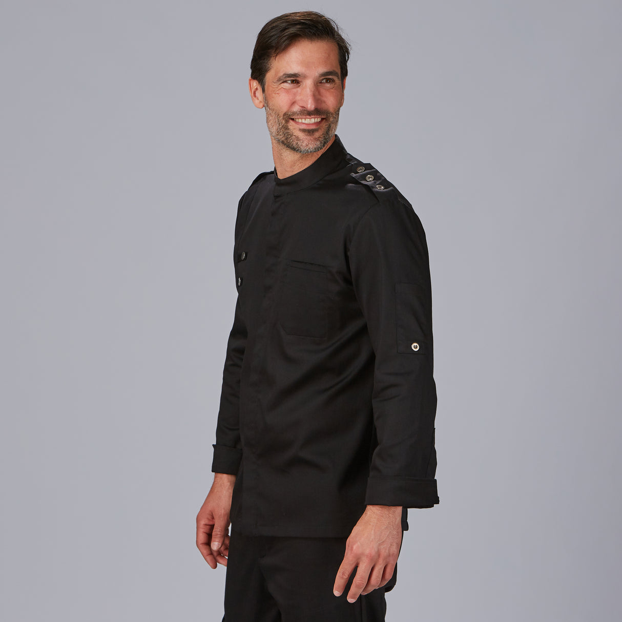 (930045-001-S-2.jpg)