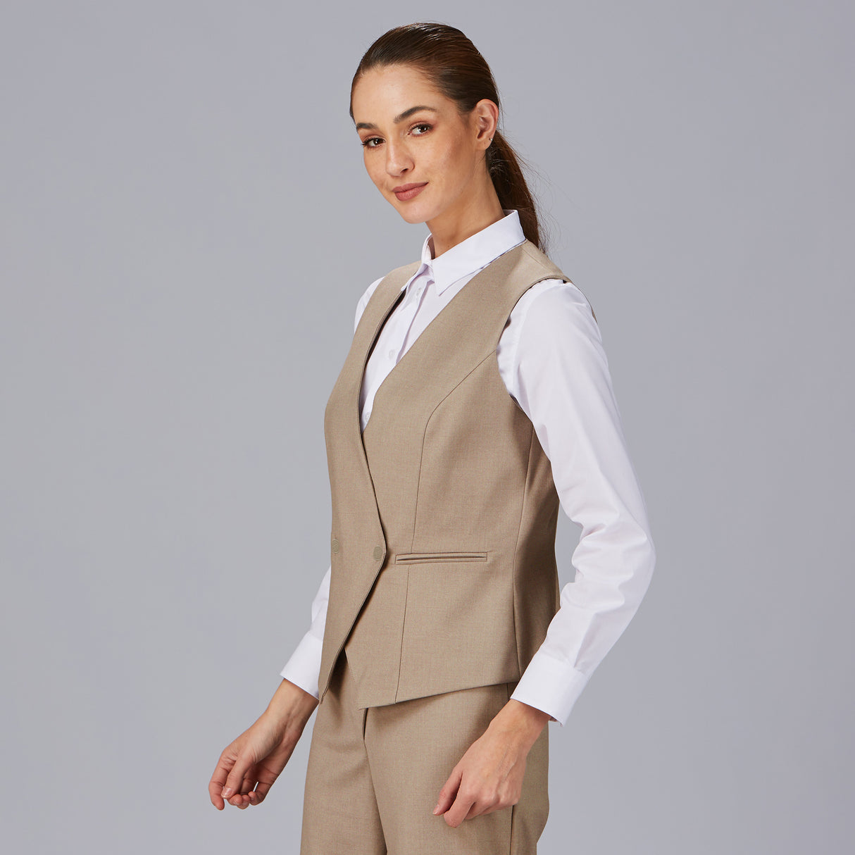 (950015-142-M-2.jpg)