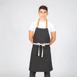 APRON WITH BIB LEATHER STRAP 82X72 CM
