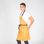 AVENTAL COM PEITO ALÇA PELE 82X72 CM
