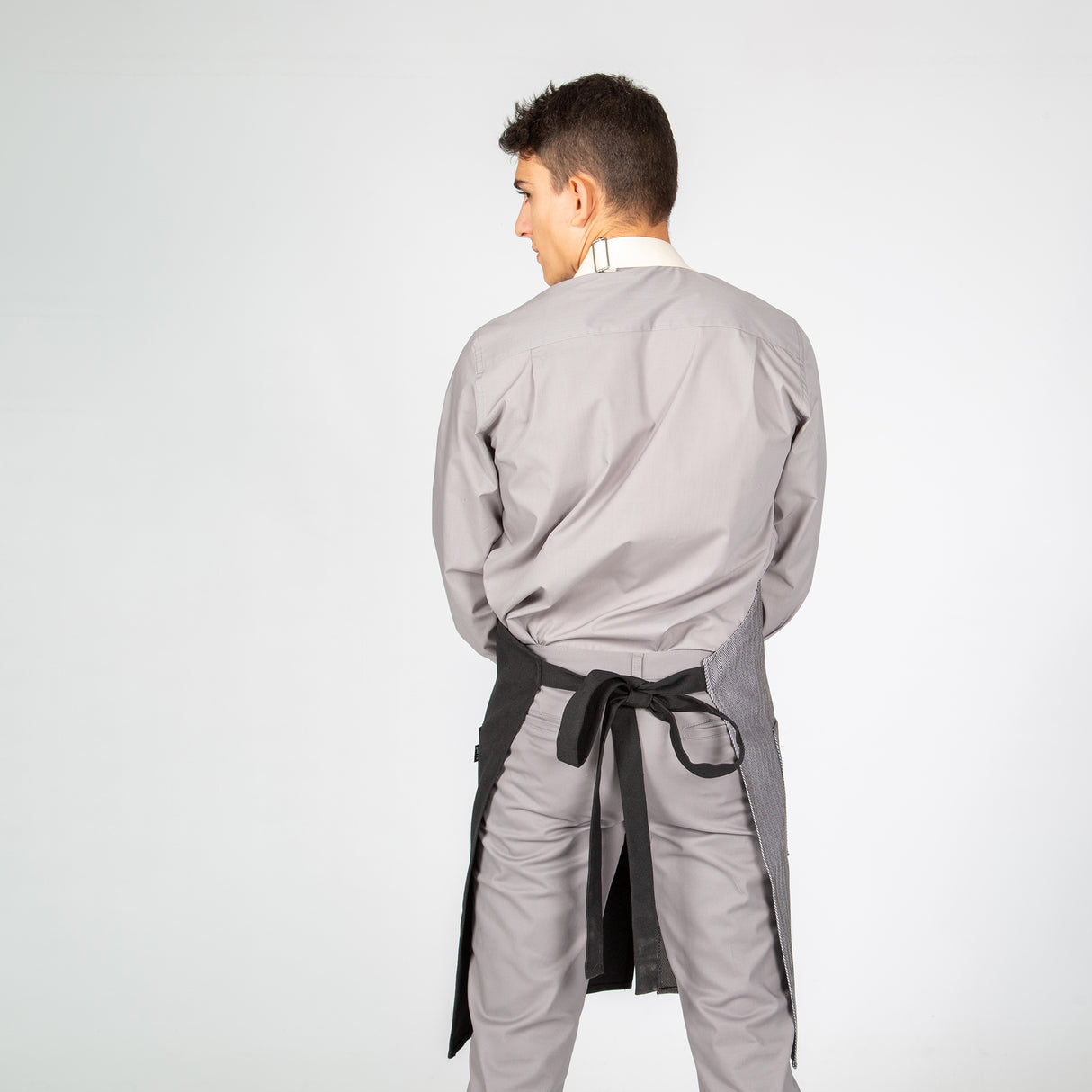 (100007-001-UD-1.jpg)