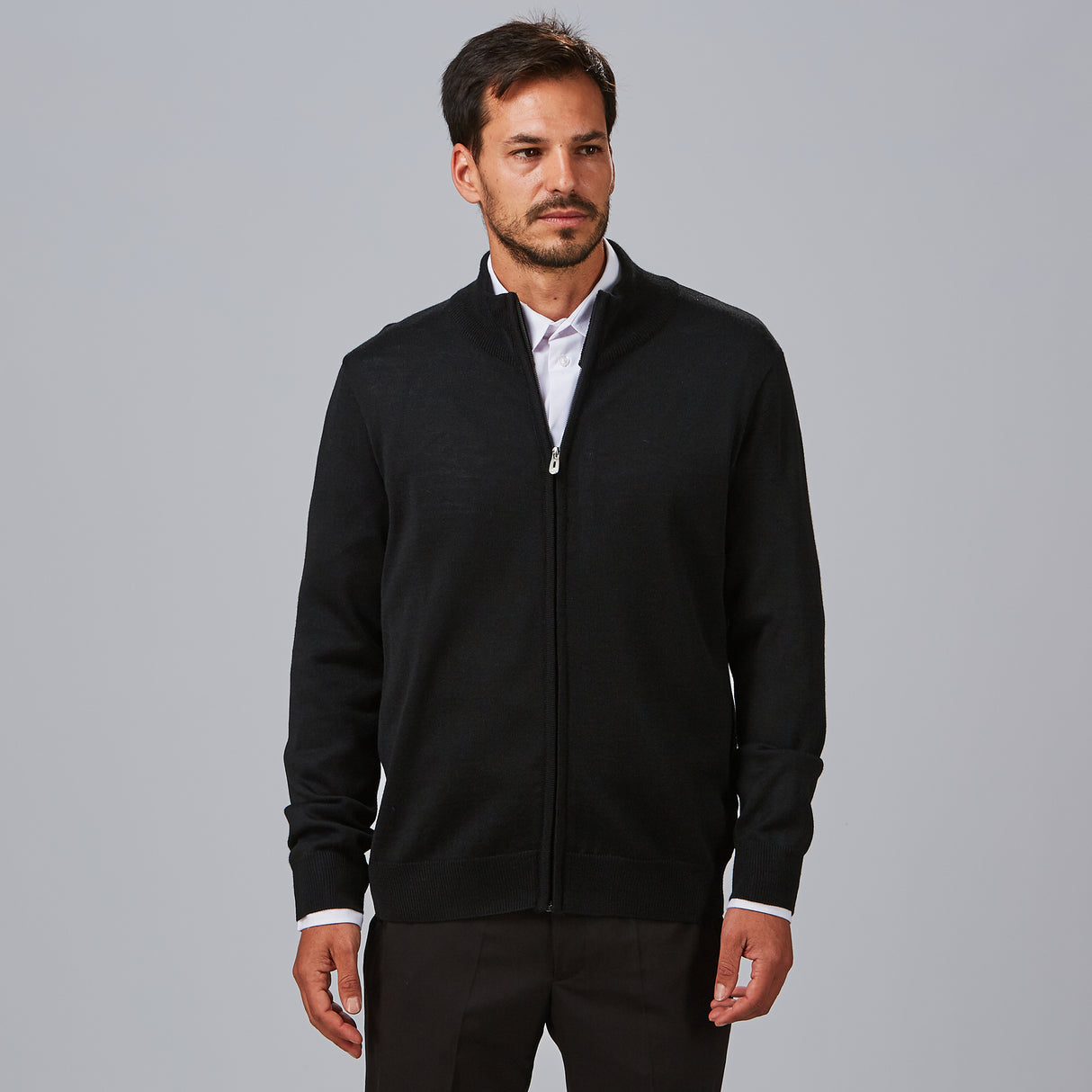 (103200-001-M-4.jpg)