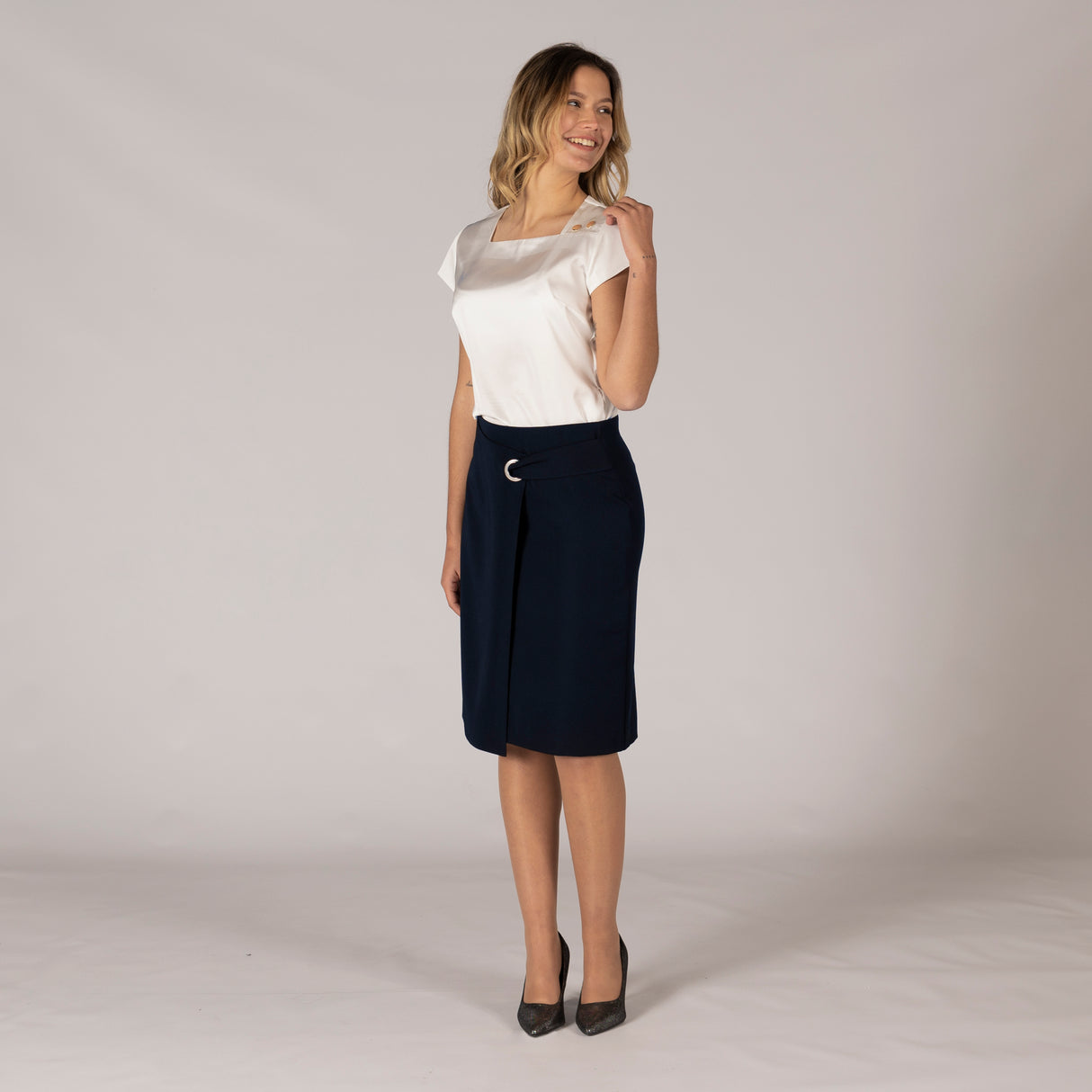 (150003-104-56-4.jpg)