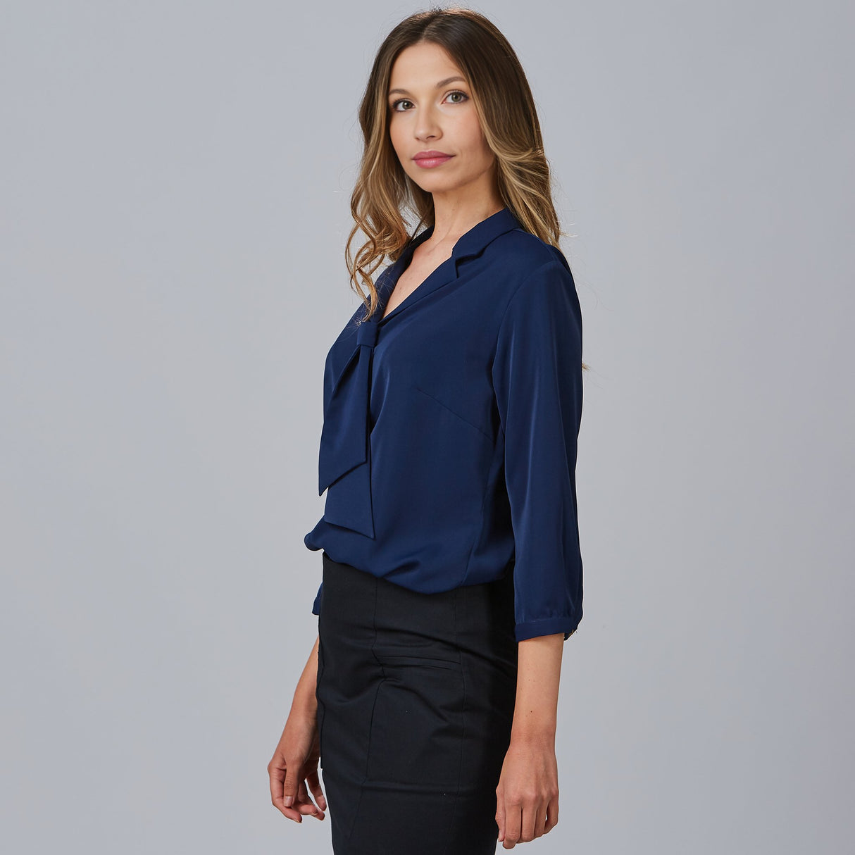 (240009-104-L-2.jpg)