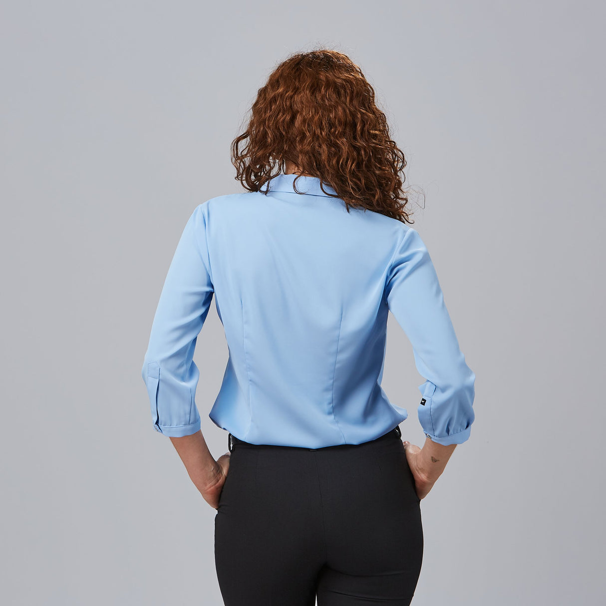 (240009-107-L-1.jpg)