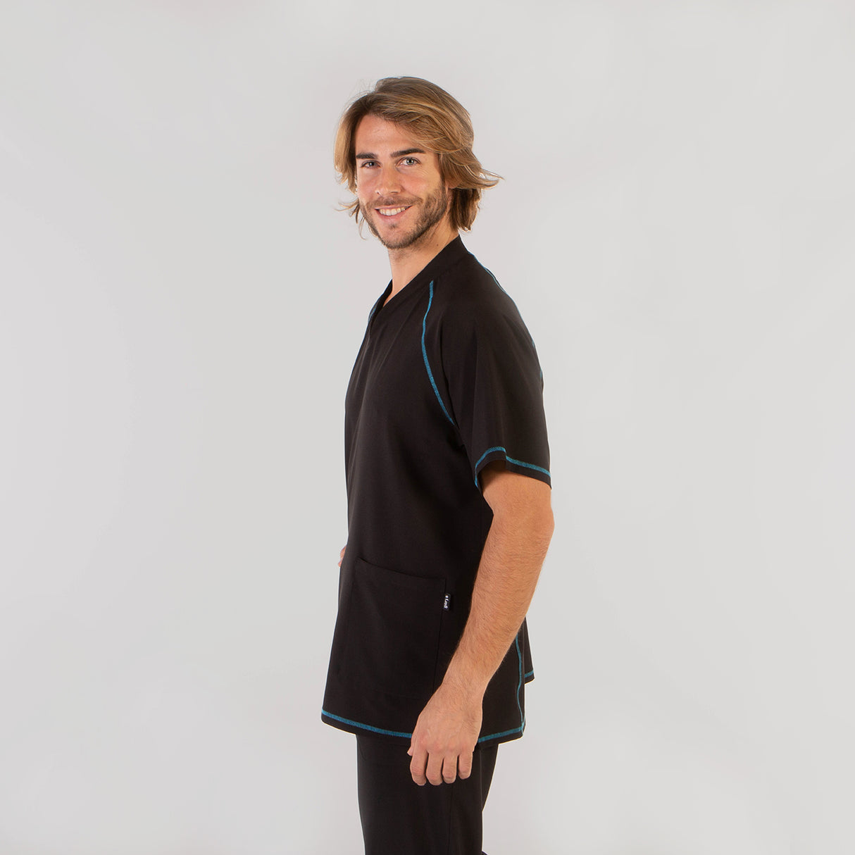 (617700-001-M-2.jpg)